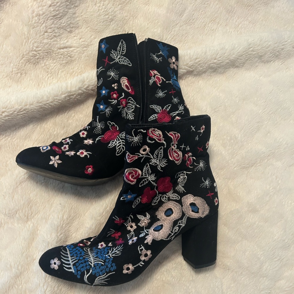Embroidered Black Floral Ankle Boots - Women's
